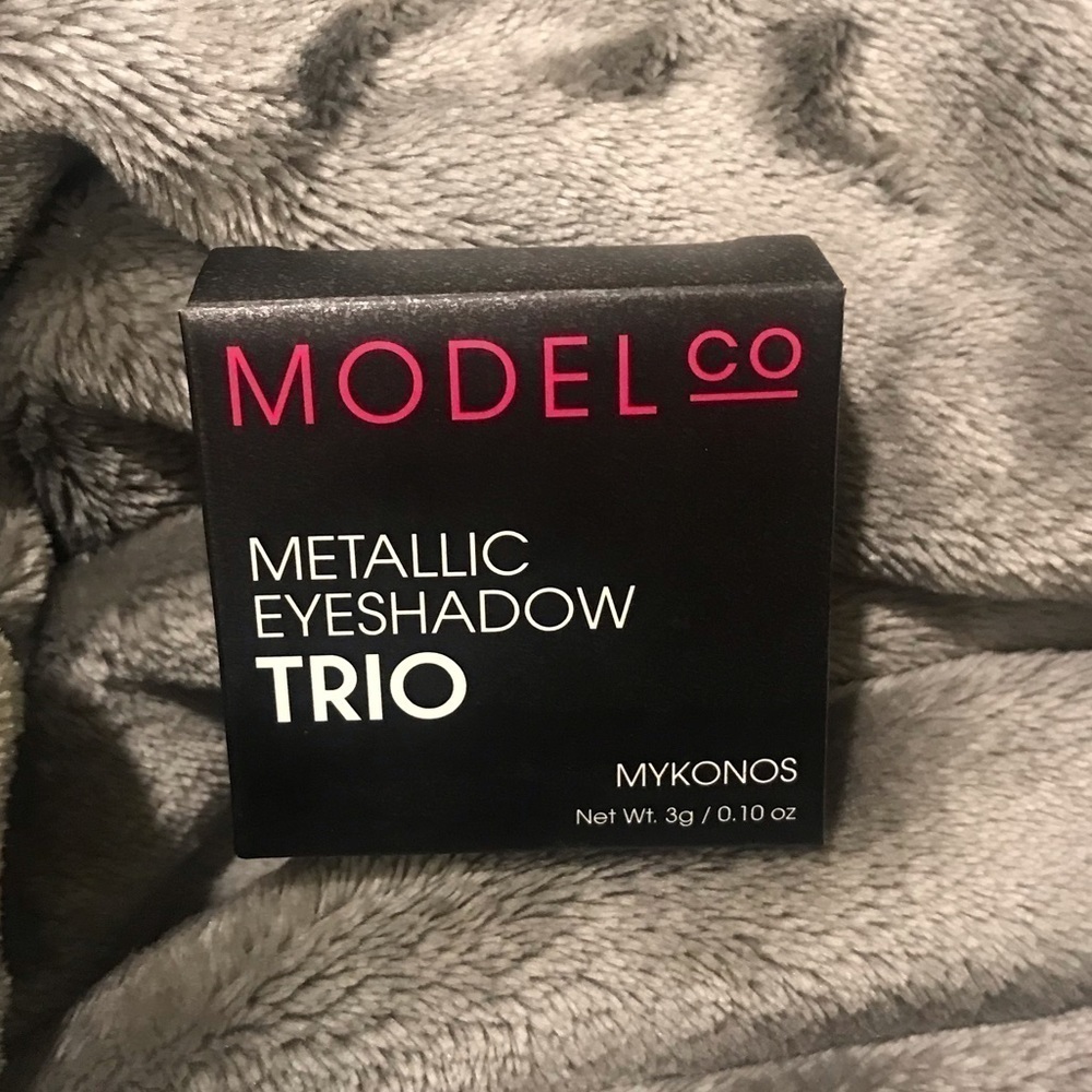 2 for $15 or 3 for $20 Modelco metallic eyeshadow trio - Mykonos